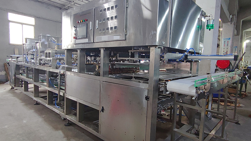 Changhua New Products-Fully automatic aluminum foil box filling vacuum sealing machine