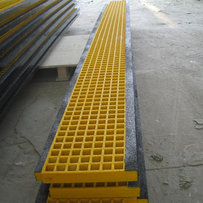 China FRP Molded Grating Machine GRP Floor Grating Walkway Plastic FRP Grate