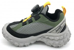 Swivel Buckle Boys Thick MD Sole Fashionable Running Shoes