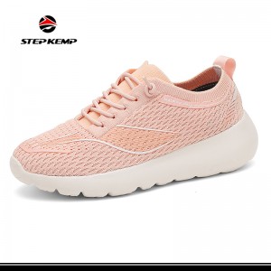 Women’s athletic shoes with super soft Cloudfoam cushioning