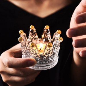 Light luxury glass crystal golden crown necklace ring storage disc creative decoration aroma candle holde