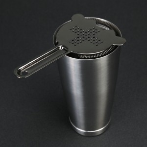 Stainless Steel Strainer With Crossed Apertures