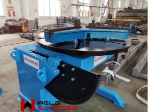 VPE-2 Welding Positioner with 0-135 Degree Tilting Angle and 3 Jaw Chuck