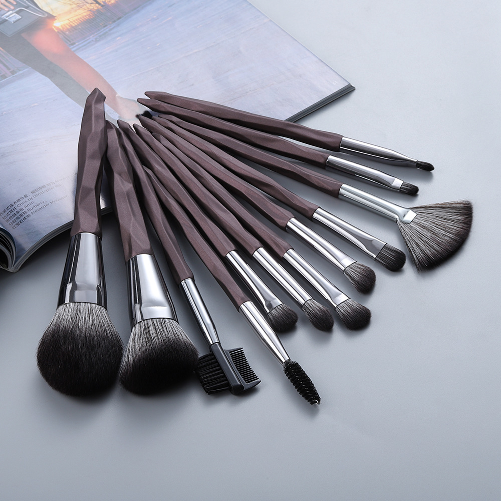 Wholesale Custom Lip Gloss Boxes - 13 Blue super soft makeup brush set DG-JPHZ-01  – Sunbeam detail pictures
