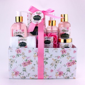 The newest fashionable personal care gift set for man&women for home&hotel &travel spa gift set
