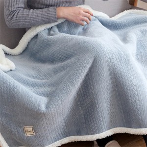 Custom luxury warm fabric Portable flannel blanket For Winter wearable fleece blanket