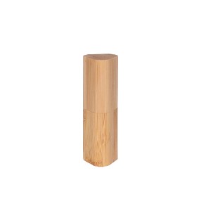SUSTAINABLE PACKAGING  – Bamboo Lipstick