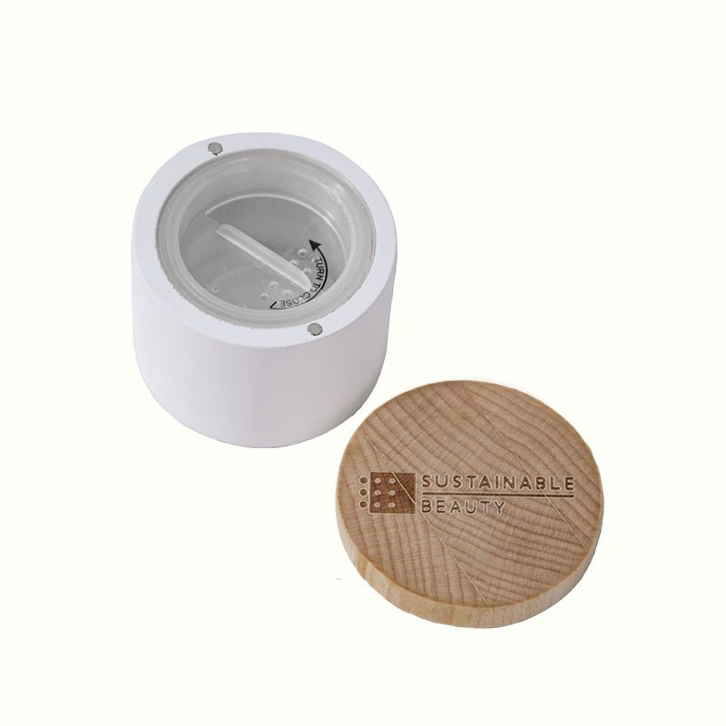 Chinese wholesale 30g/50g environmentally Friendly Cosmetic Bamboo Loose Powder Jar with Sifter