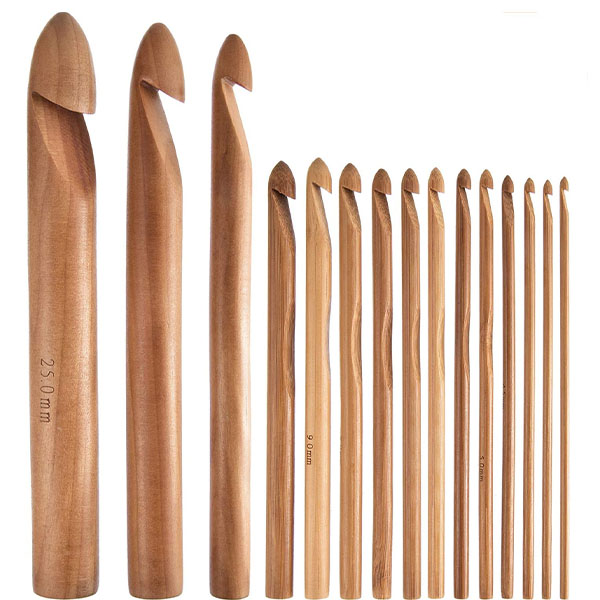 15 Pieces Wooden Bamboo Crochet Hooks Set Handcrafted Knitting