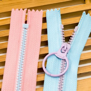 Open End Colorful Plastic Zipper #3 Resin Zipper
