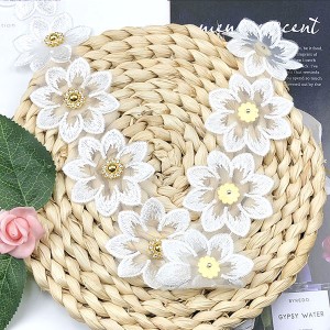Good quality Polyester Embroidery Floral Border White and Black Water Soluble Lace Trim for Dress