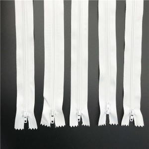 Reasonable price for China Zipper Factory Long Chain Nylon Zipper Roll