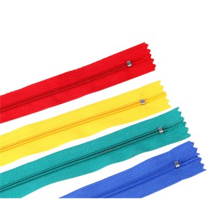 High Quality China 100% Nylon Lace Zipper for Suitcase