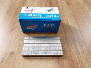20GA 10J Staple  Galvanized Fine Wire Staples Chinese Nail Factory Supply 1010J 1006J 1022J 1013J Staples to Furniture field