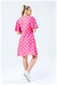 Niestandardowa damska sukienka bez kołnierza, z guzikami w różowym sercu