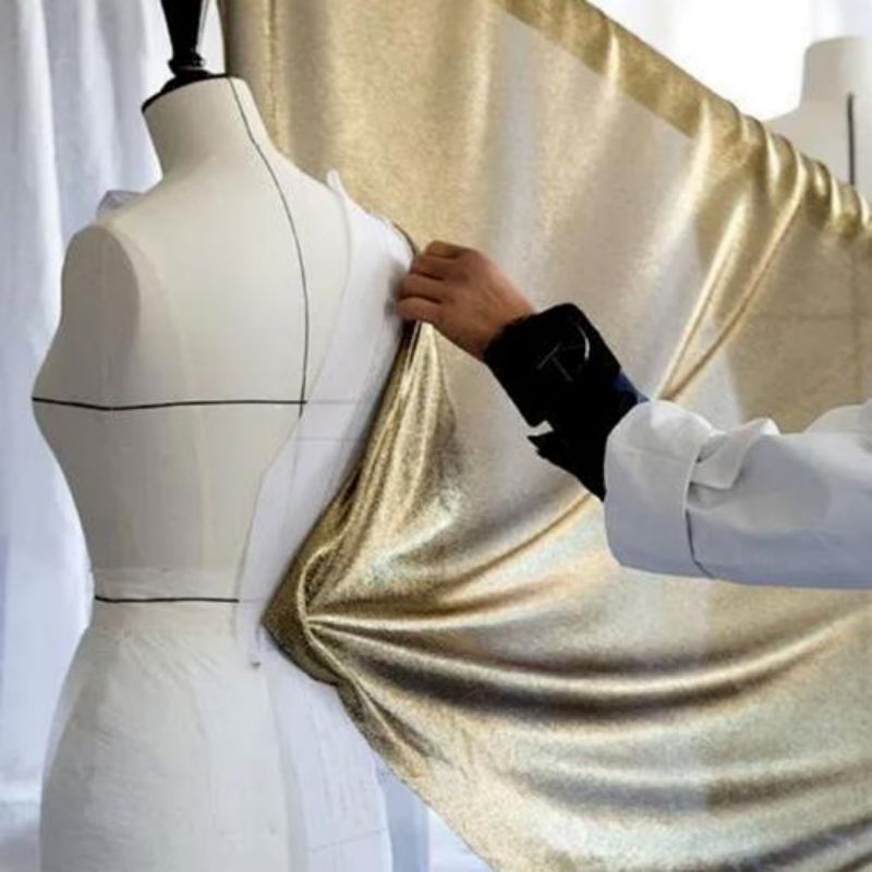 Kuinka valmistaa korkealaatuisia mekkovaatteita?
