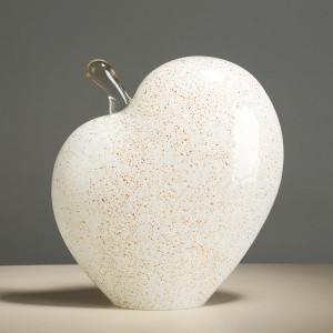 Customized glazed apples