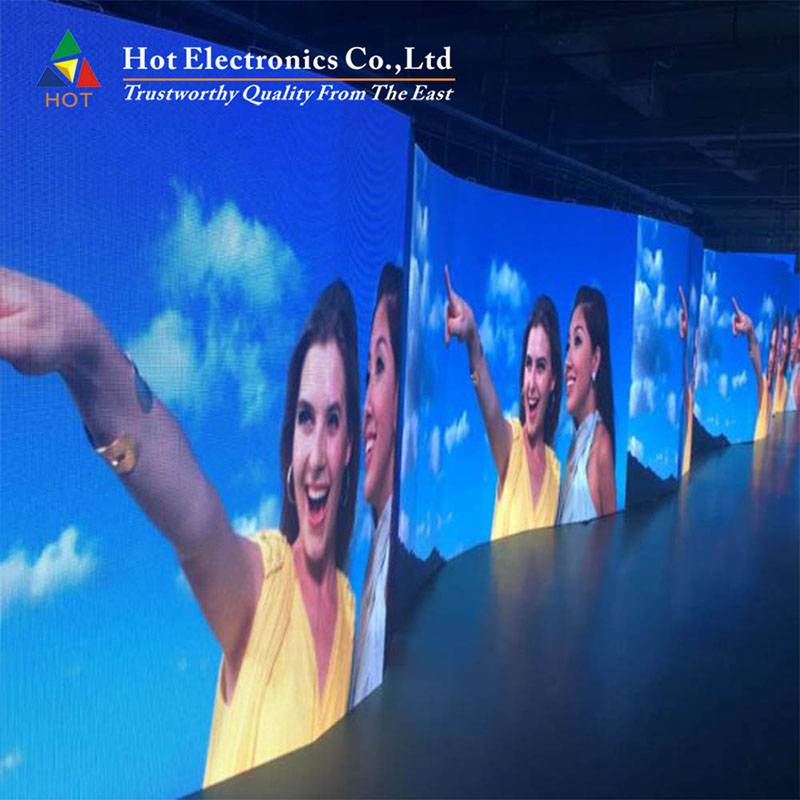 Indoor Curved LED Display , Rental P2.6 LED Programmable Sign Display Board Featured Image