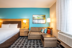 Meble do pokoju hotelowego TownePlace Suites By Marriott Condo