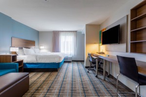 Zestawy mebli do sypialni hotelowych Mainstay Suites Choice na dłuższy pobyt