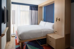 Motto By Hilton, stilski hotelski namještaj za spavaće sobe, luksuzni setovi za gostinjske sobe