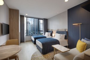 Mobilier de chambre d'hôtel Staybridge Suites IHG pour séjours de longue durée