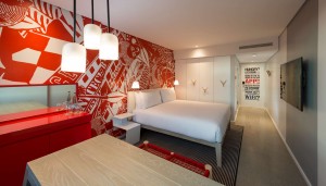 Red Radission Hotel Boutique Hotel Suite Mobles