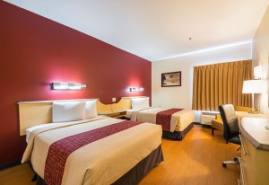 Set di camere da letto d'albergo di tettu rossu