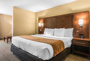 סט חדרי שינה של מלון Comfort inn Choice