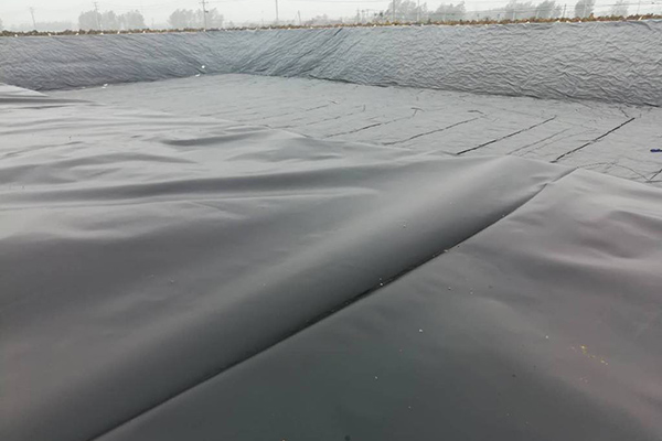 Geomembrane is mainly a short fiber chemical material