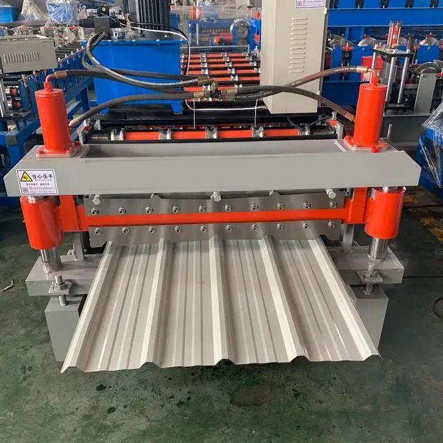 Where are the benefits? The advantages and disadvantages of color steel tile press and its wide application