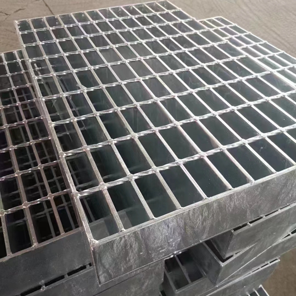 What should you pay attention to when buying steel grating?