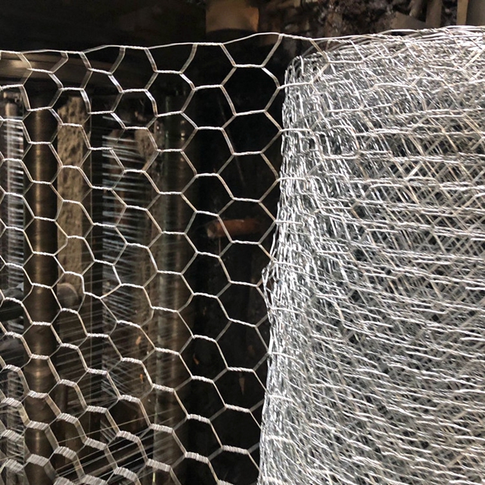 Hot-selling fence for breeding fence galvanized electric welding mesh