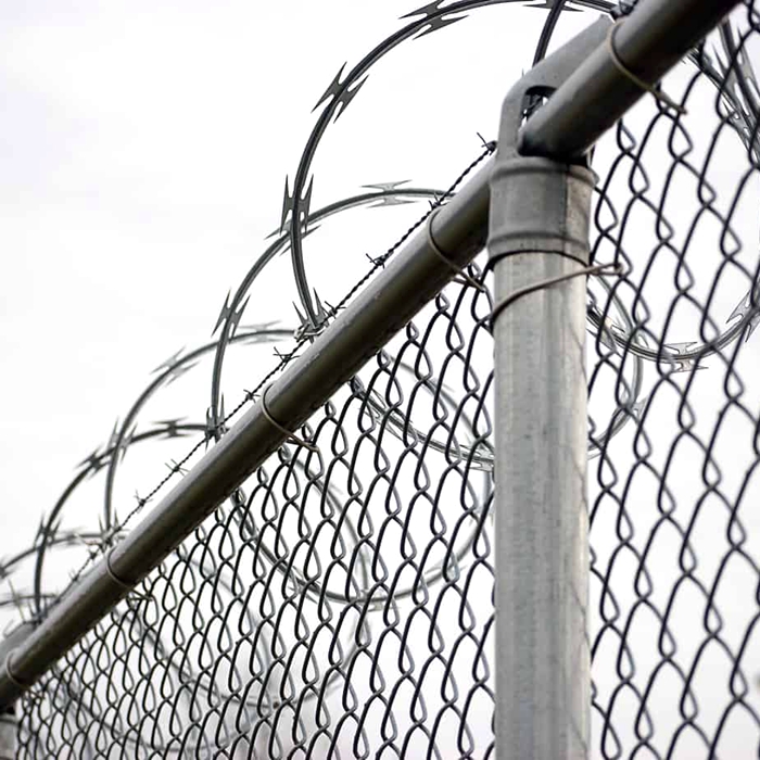 Low prices prison mesh fence hot dipped galvanized razor blade barbed wire