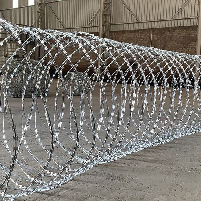 OEM/ODM Supplier Factory Wholesale Galvanized Barbed Wire High Quality Cross Razor
