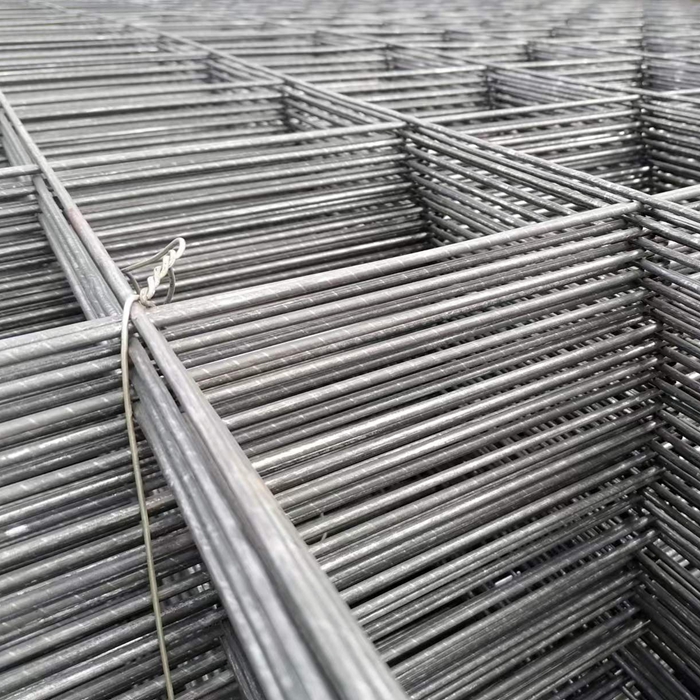 Construction site strengthening galvanized reinforcing mesh