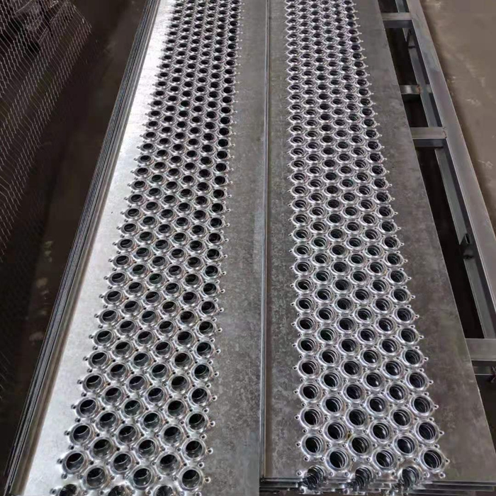 Aluminum galvanized anti-skid plate safety grating for stair treads