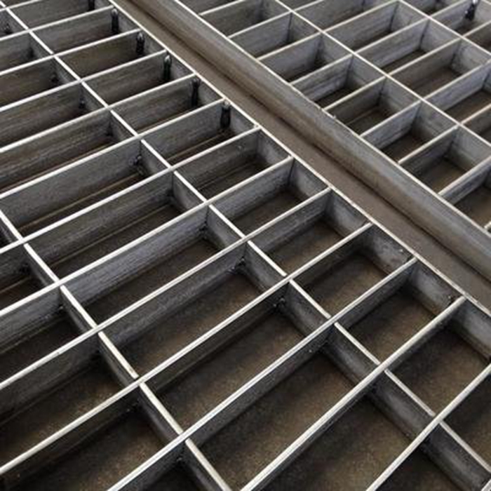 Metal Bar Safety Steel Grating Step with Hot Dipped Galvanized 7/16′′/25X3 Steel Grating Bar Grating