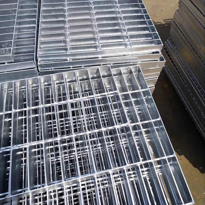 How to install steel grating correctly and efficiently?