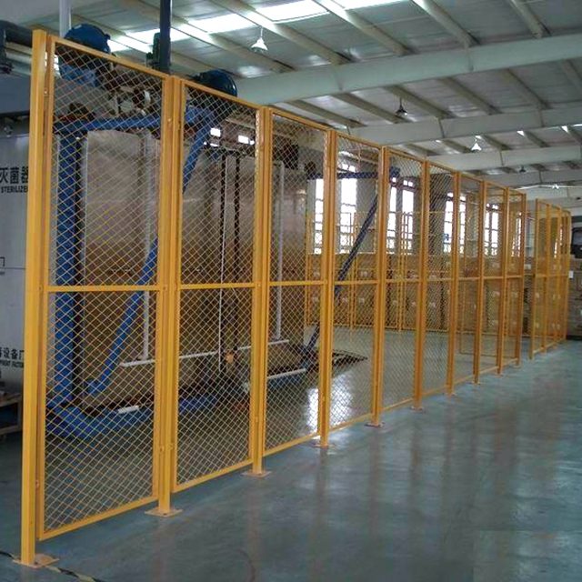 The process characteristics and reasons for the high price of workshop isolation mesh