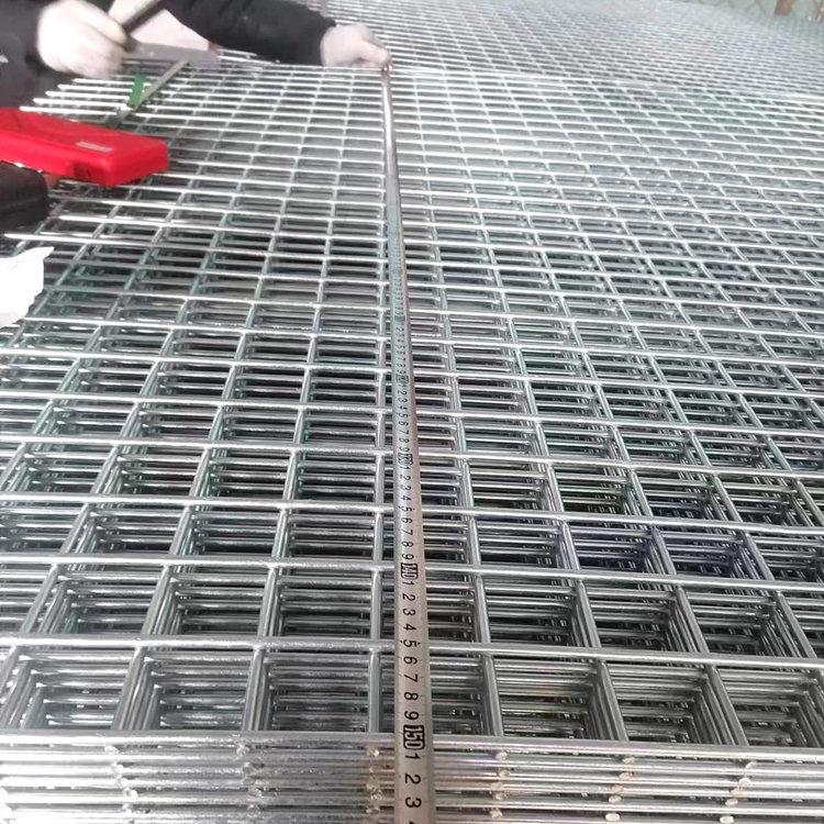 Factory wholesale 4X8FT Hot DIP Galvanized 2X2 Inch Aperture Welded Galvanized Iron Wire Mesh Grid Panel Fence Wire Mesh