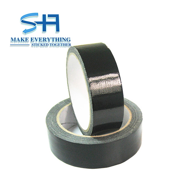What is the difference between duct tape and gaffer's tape? - Tape