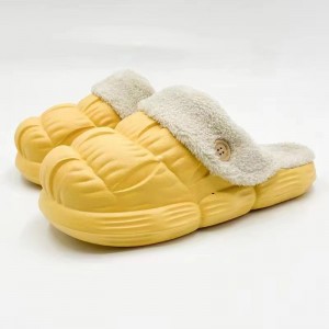 Women’s Slides Lined with Faux Fur