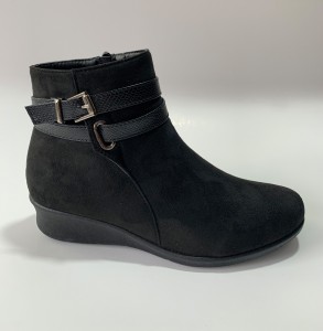 Women’s Cora Rouched Ankle Boot