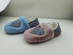 Women’s Girls’ Indoor Slippers With Heart Embroidery