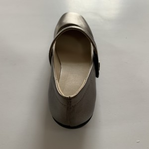 Women’s Flats With Velcro