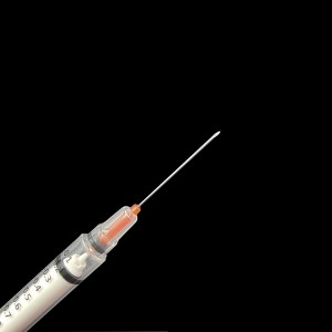 រោងចក្រផលិតលក់យ៉ាងក្តៅគគុក China Medical Auto-Destroy Syringe 10mL Medical Safety Syringe