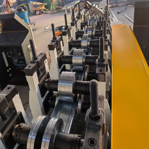 Shelve Roll Forming Machine