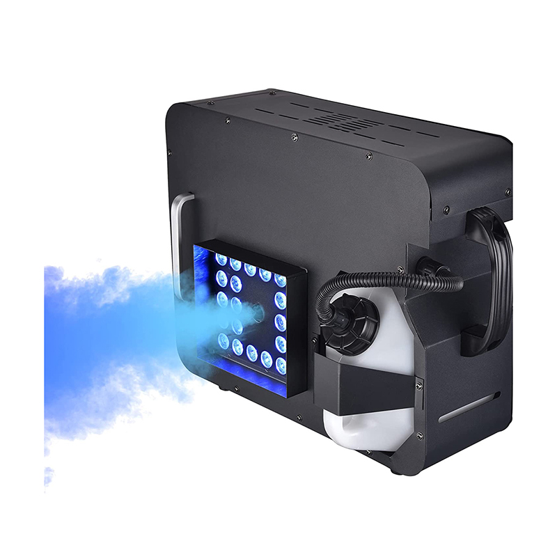 हॅलोविन उत्पादकासाठी रिमोट डीएमएक्ससह फॉग मशीन 1500W वर्टिकल स्प्रे स्मोक मशीन 24pcs RGB LED लाइट्स अप/डाऊन