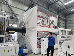 Չինական պրոֆեսիոնալ HDPE մեծ տրամագծով 1600 մմ HDPE խողովակների արտադրության գծի արտամղման մեքենա